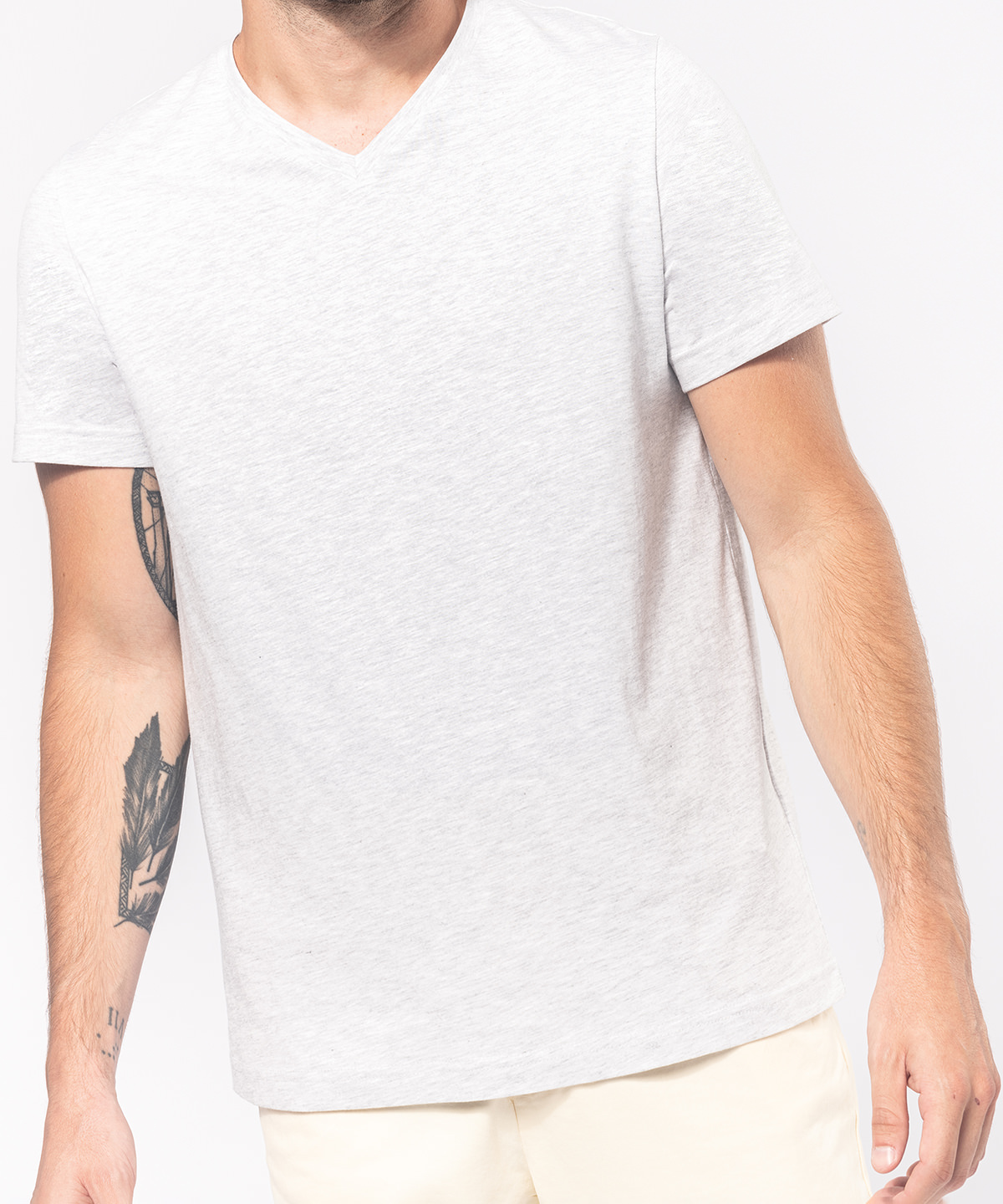 Men's short-sleeved V-neck T-shirt