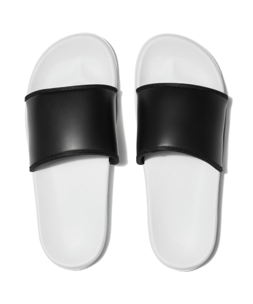 TR702 White Black FT