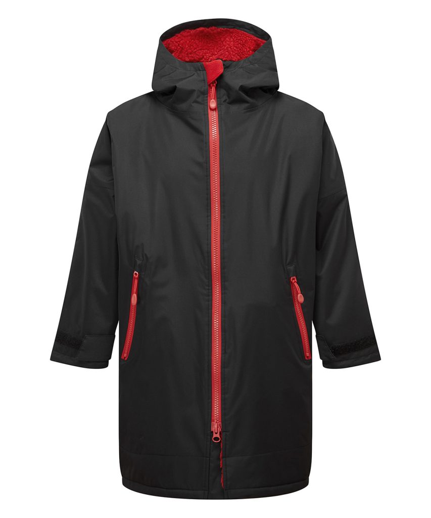 TR80B Black Red FT 1