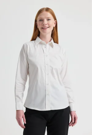 UC703 W background adjust 574