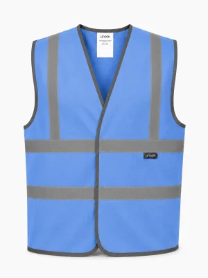UC806 Sky Front Mannequin copy